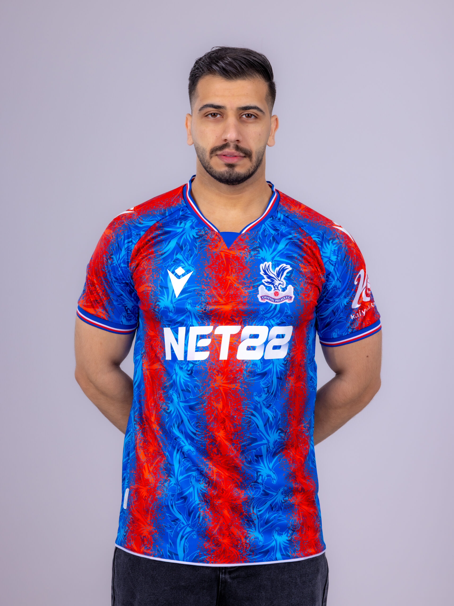 Crystal Palace home 2024-2025 - الصورة 2